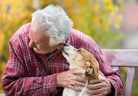 IHC Pet Ther FEAT pet therapy for seniors